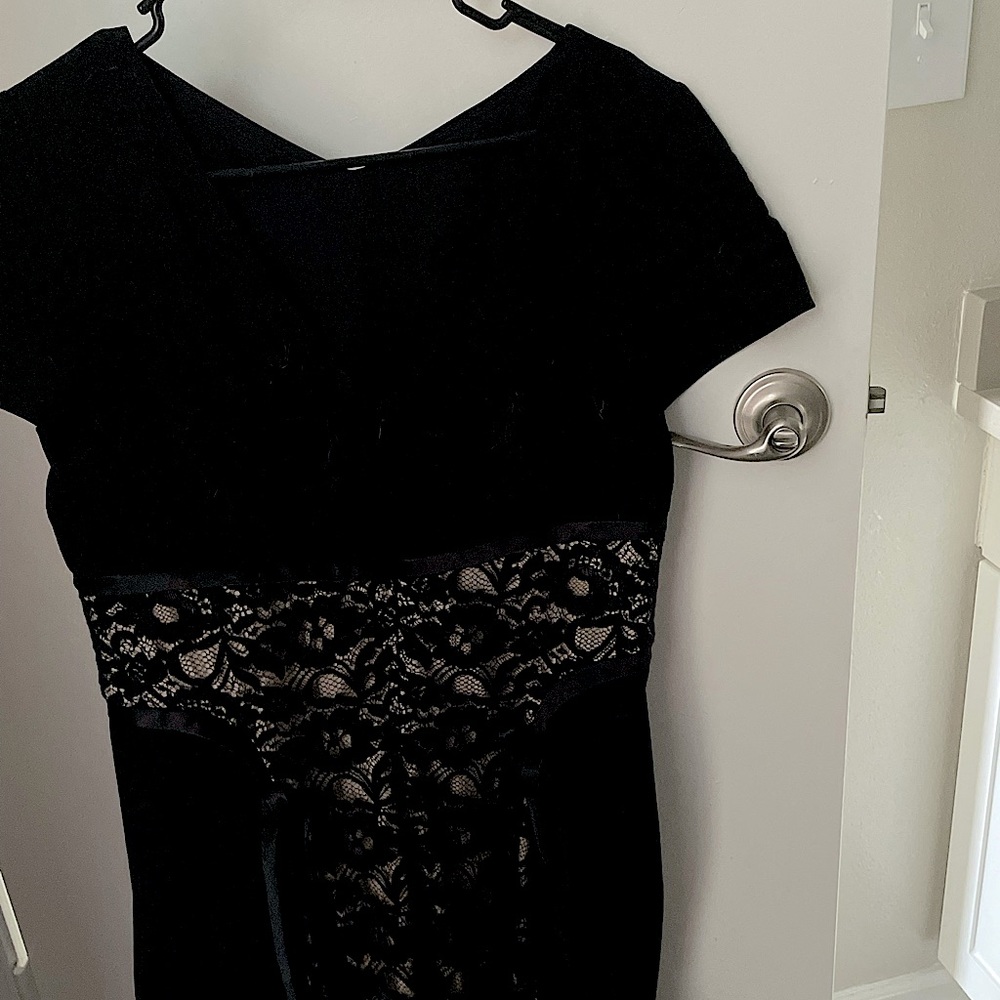 Black short sleeve pencil dress